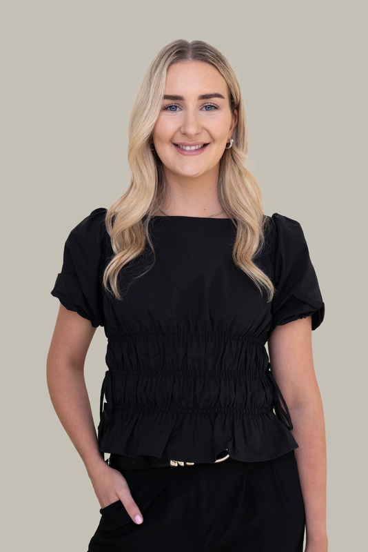 Olivia (Libby) Barker